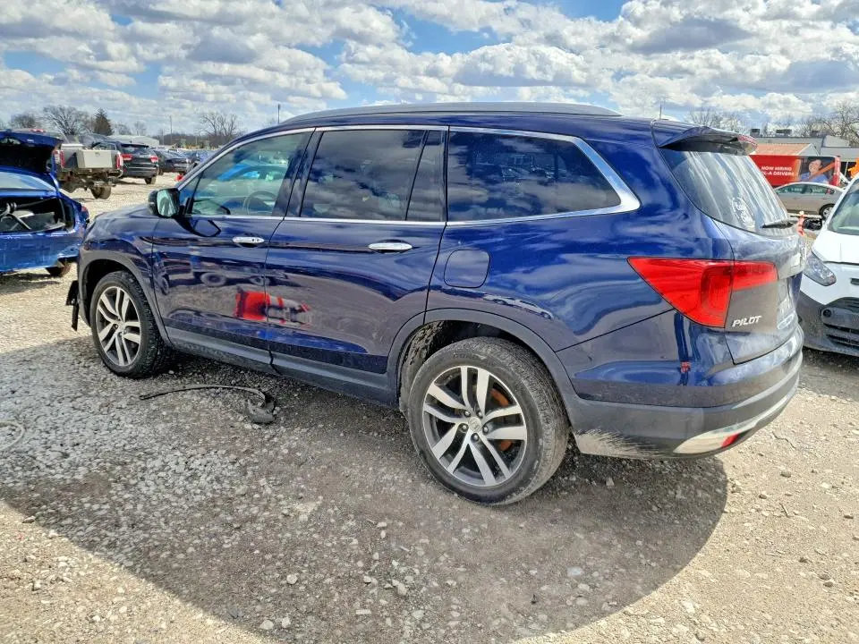 2016 HONDA PILOT TOURING  