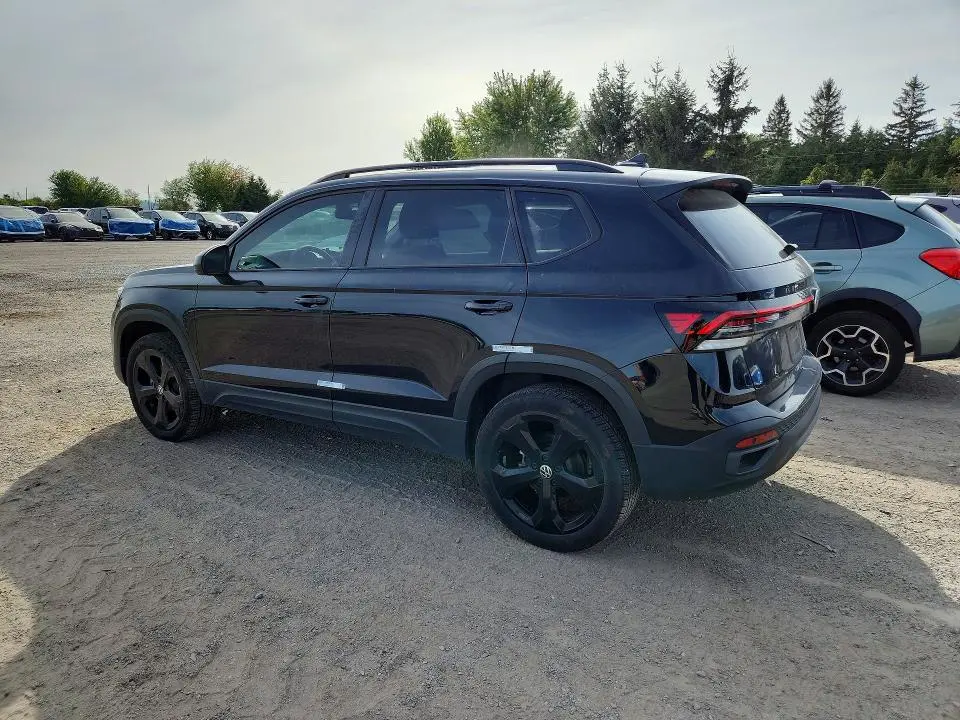 2025 VOLKSWAGEN TAOS SE BLACK  