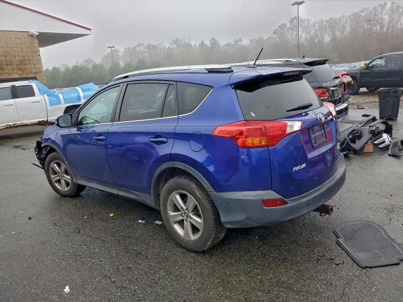 2015 TOYOTA RAV4 XLE  