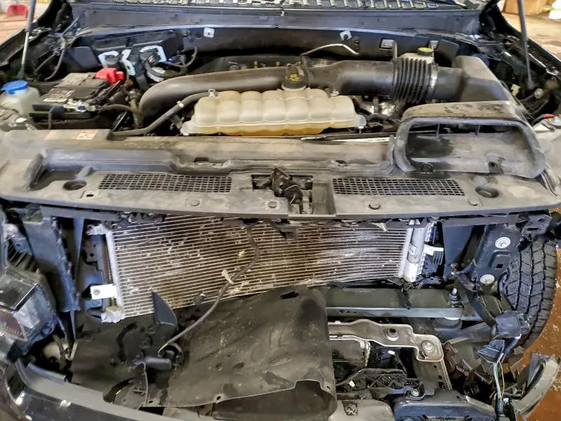 2023 FORD EXPEDITION XLT  