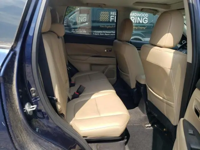 2014 MITSUBISHI OUTLANDER SE  