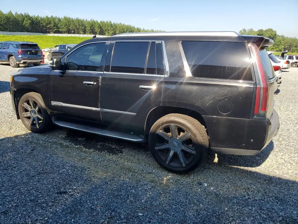 2017 CADILLAC ESCALADE LUXURY  