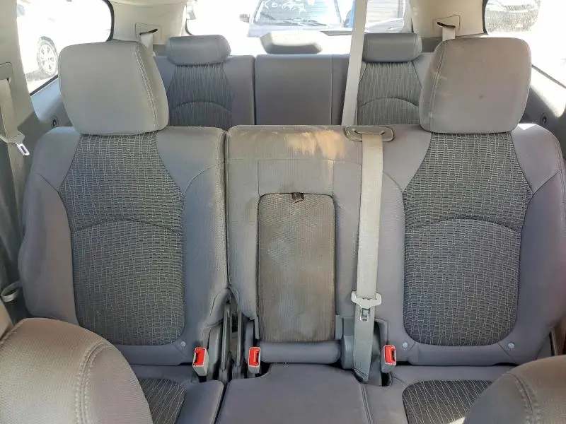 2014 CHEVROLET TRAVERSE LS  