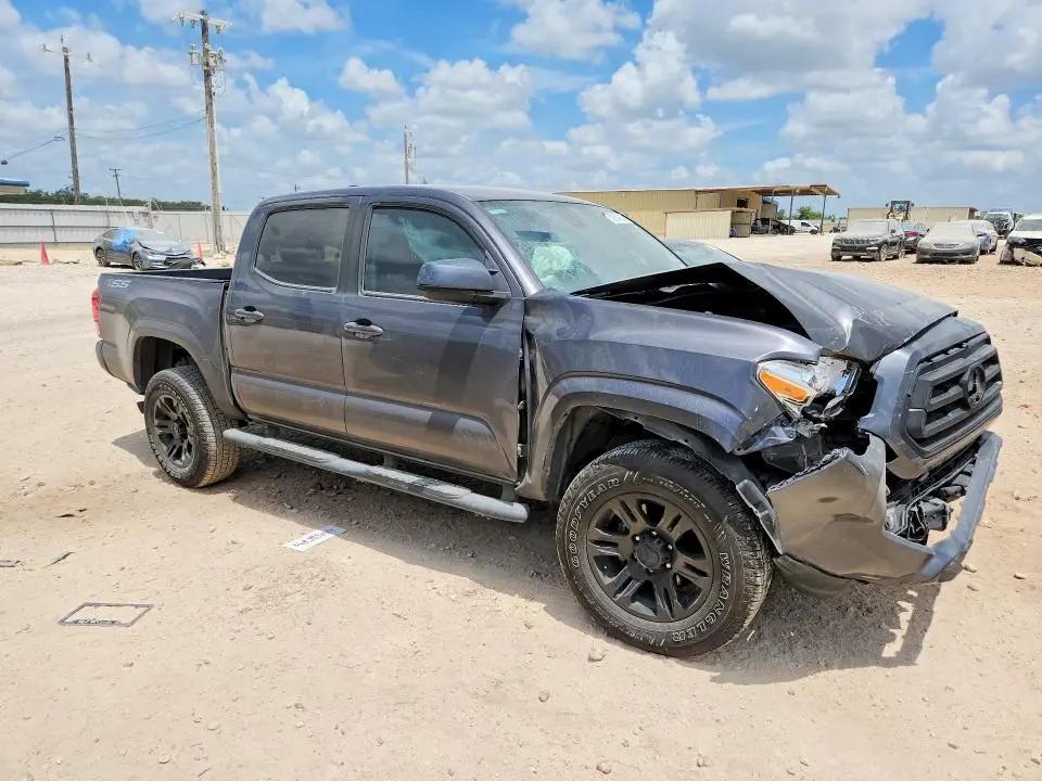 2022 TOYOTA TACOMA SR  