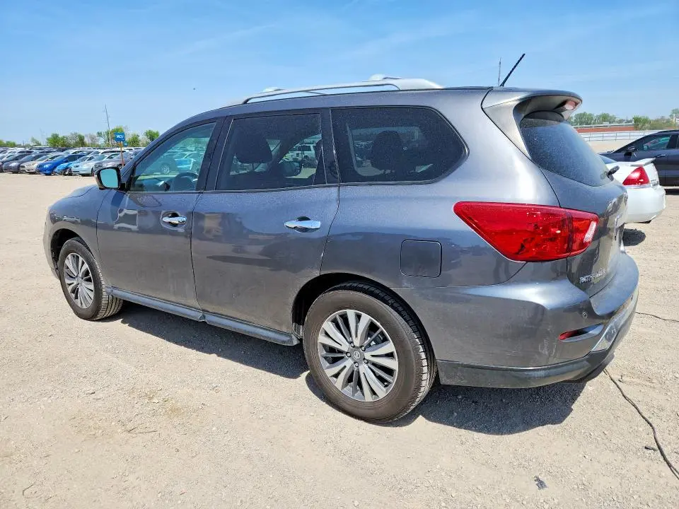 2017 NISSAN PATHFINDER S  