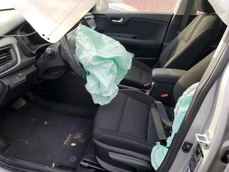 2019 KIA RIO S  