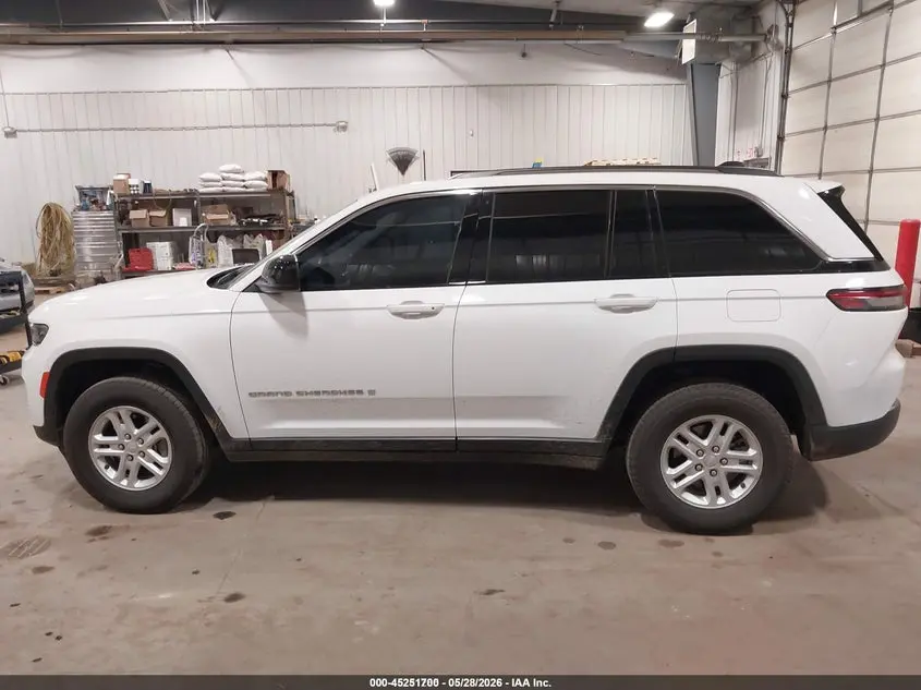 2023 JEEP GRAND CHEROKEE LAREDO 4X4
