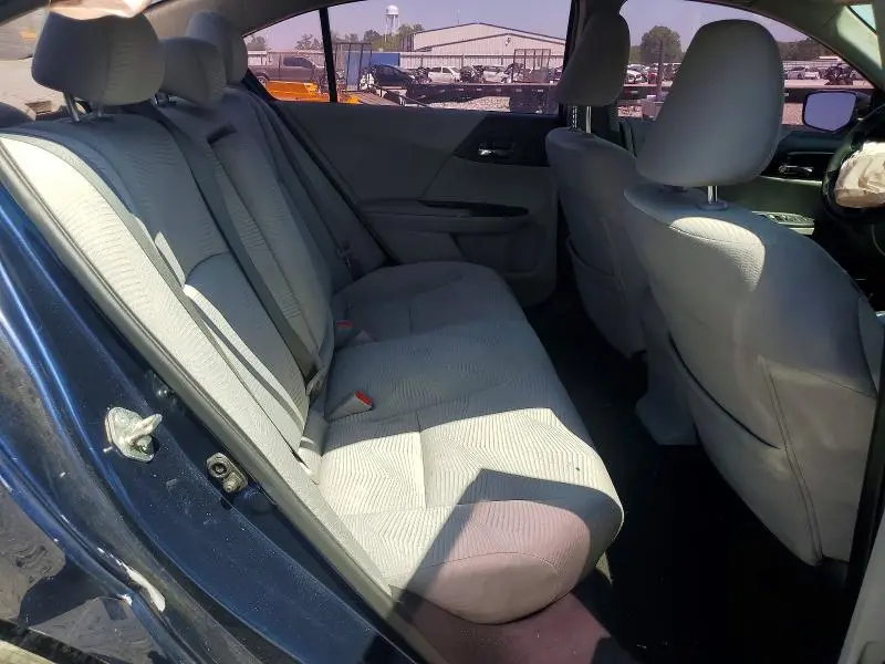 2017 HONDA ACCORD LX  