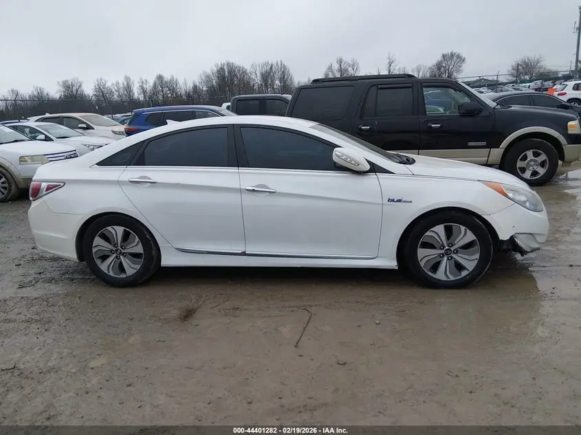 2013 HYUNDAI SONATA HYBRID LIMITED
