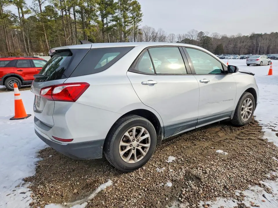 2018 CHEVROLET EQUINOX LS  