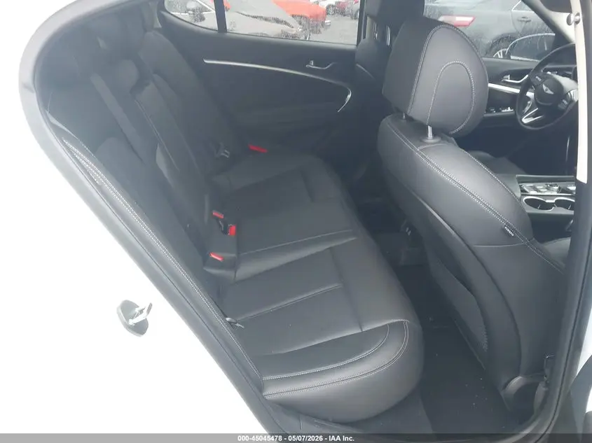 2025 GENESIS G70 2.5T RWD