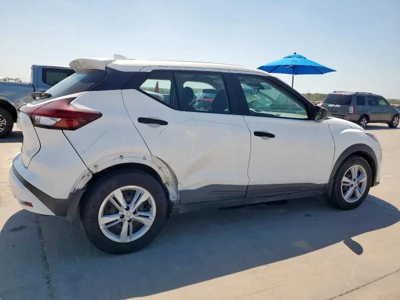2021 NISSAN KICKS S  