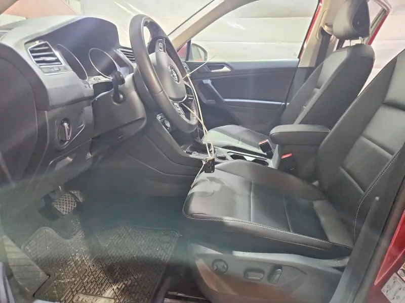 2021 VOLKSWAGEN TIGUAN SE  