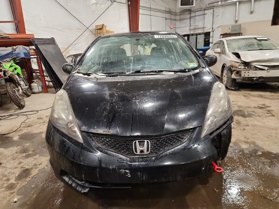 2013 HONDA FIT   