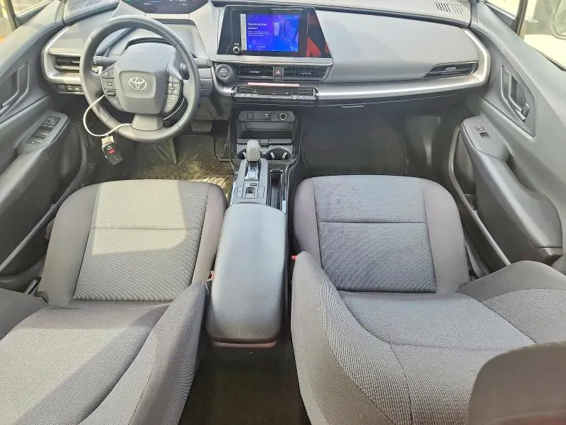 2024 TOYOTA PRIUS LE  