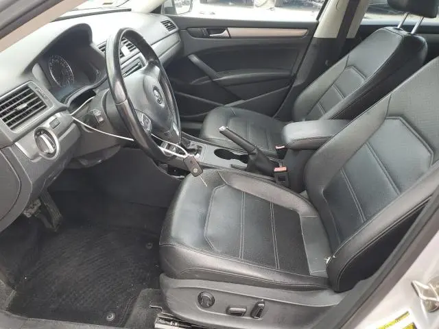 2015 VOLKSWAGEN PASSAT S  