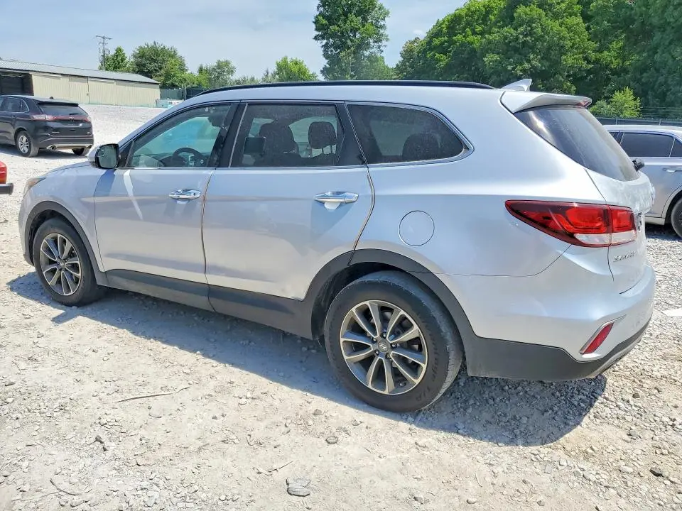 2017 HYUNDAI SANTA FE SE  