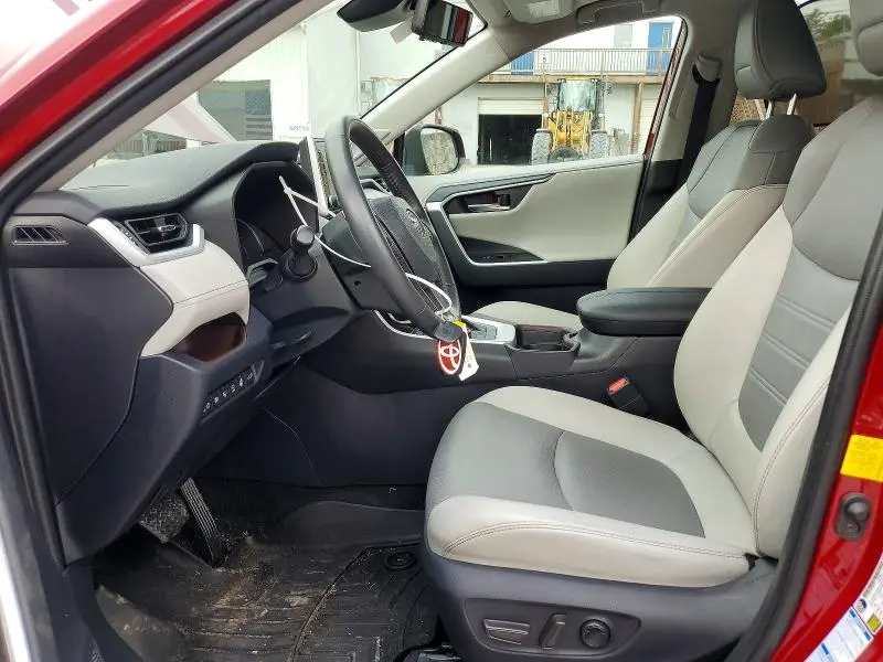 2019 TOYOTA RAV4 LIMITED  