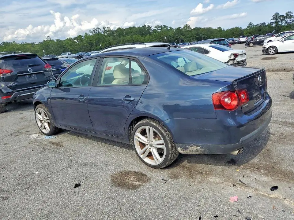 2010 VOLKSWAGEN JETTA LIMITED  