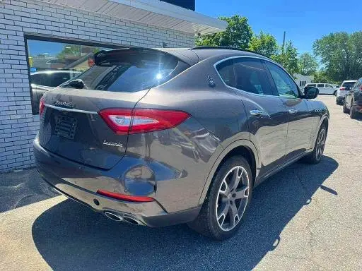 2018 MASERATI LEVANTE S SPORT  