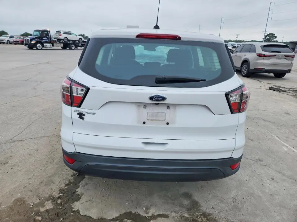 2017 FORD ESCAPE S  
