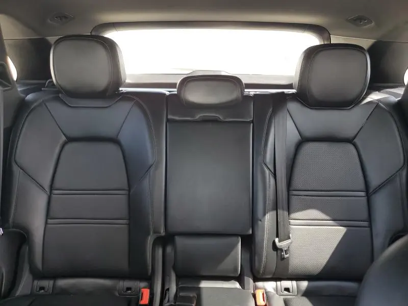 2020 PORSCHE CAYENNE   