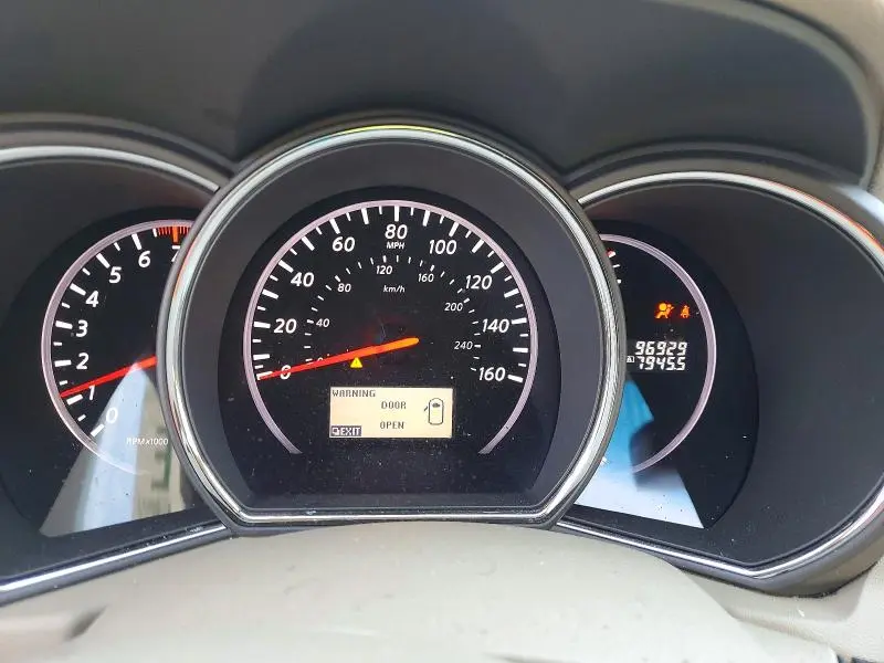 2012 NISSAN MURANO S  