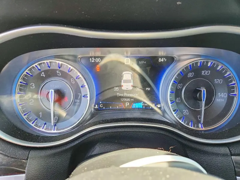 2015 CHRYSLER 300 LIMITED  
