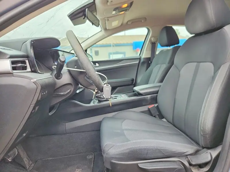2021 KIA K5   