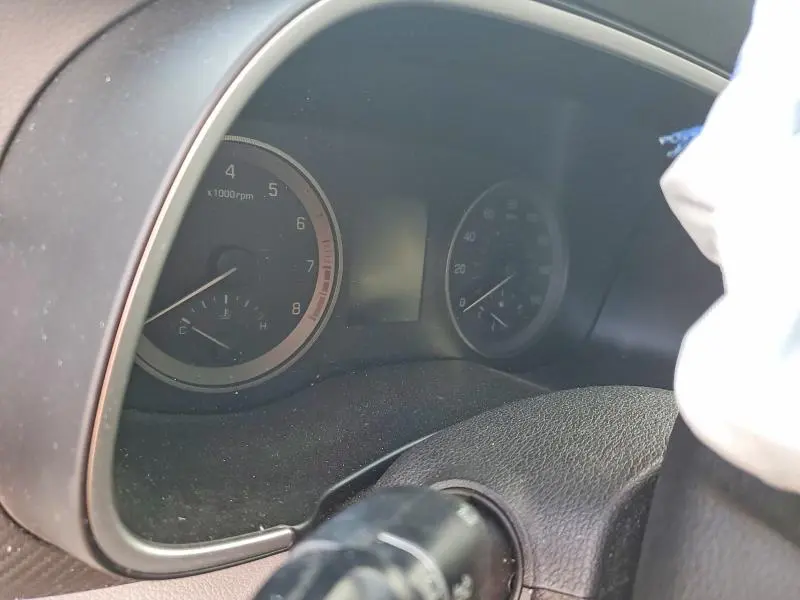 2020 HYUNDAI TUCSON SE  