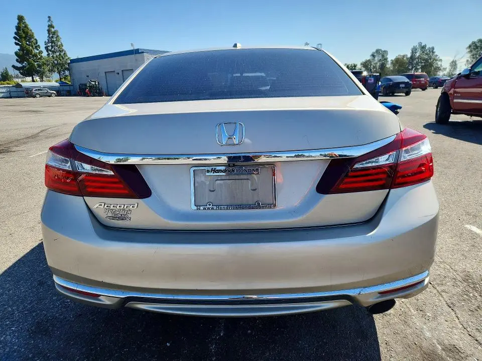 2017 HONDA ACCORD EX  