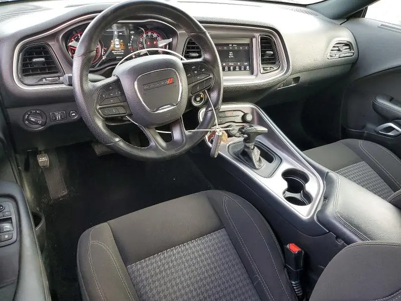 2021 DODGE CHALLENGER SXT  