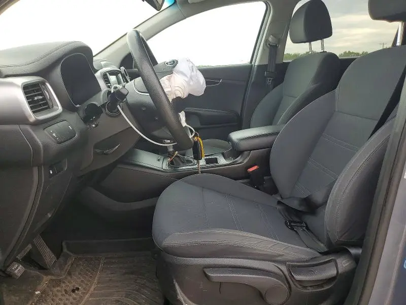 2020 KIA SORENTO S  