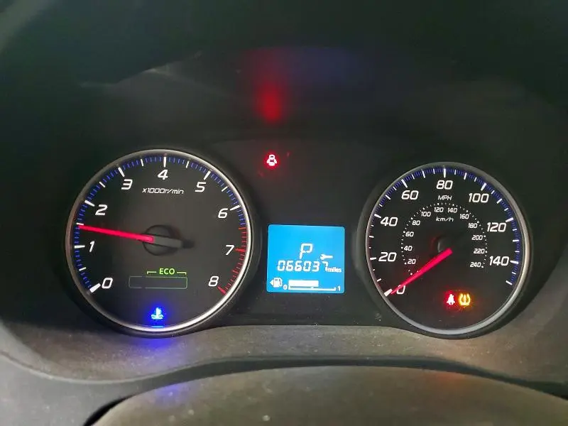 2014 MITSUBISHI OUTLANDER ES  