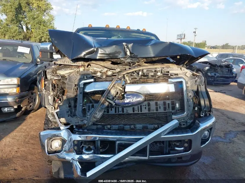 2015 FORD F-250 LARIAT