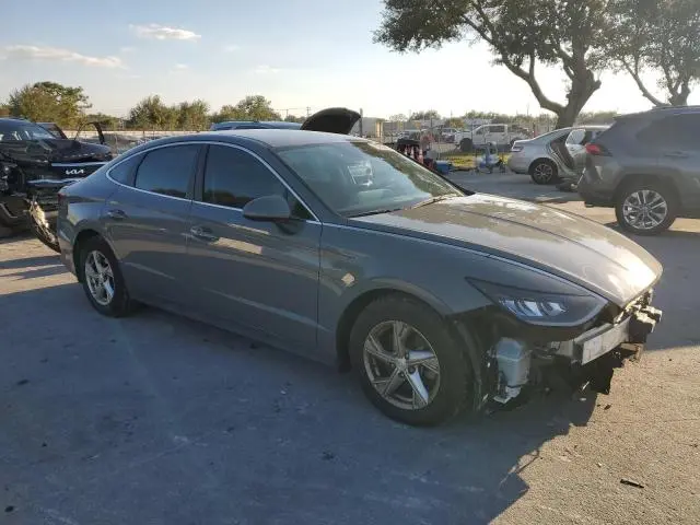 2021 HYUNDAI SONATA SE  