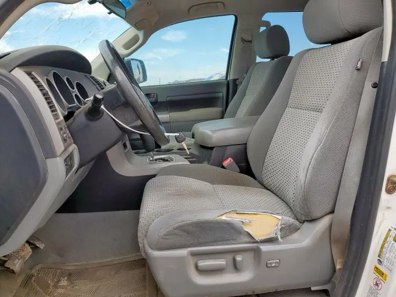 2010 TOYOTA TUNDRA CREWMAX SR5  