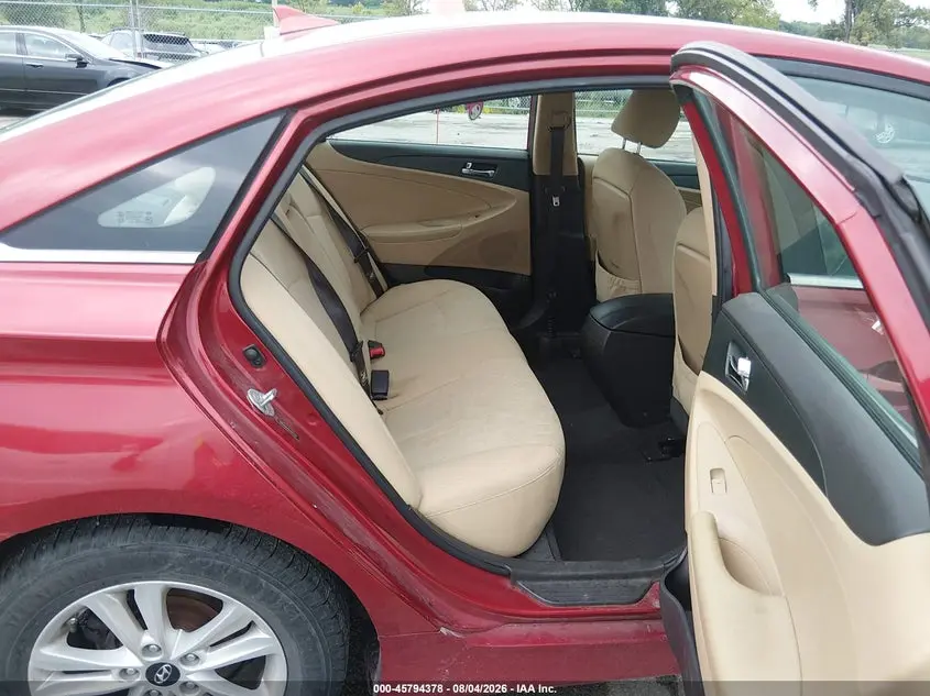 2014 HYUNDAI SONATA GLS