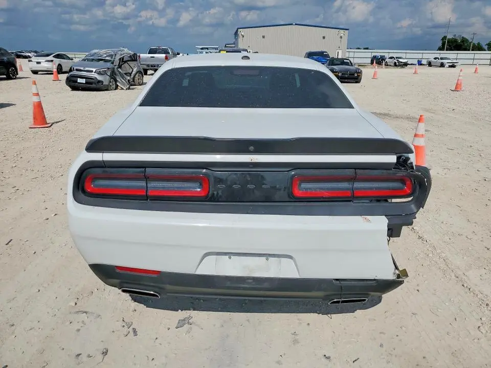2023 DODGE CHALLENGER SXT  