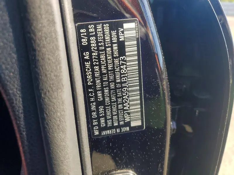 2018 PORSCHE MACAN   