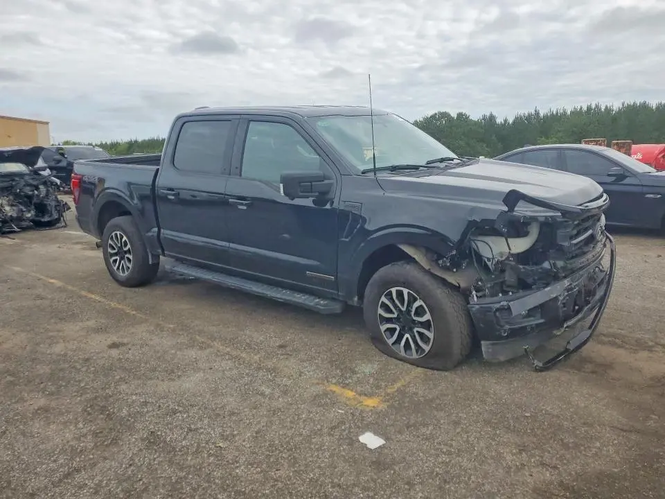 2024 FORD F150 XLT  