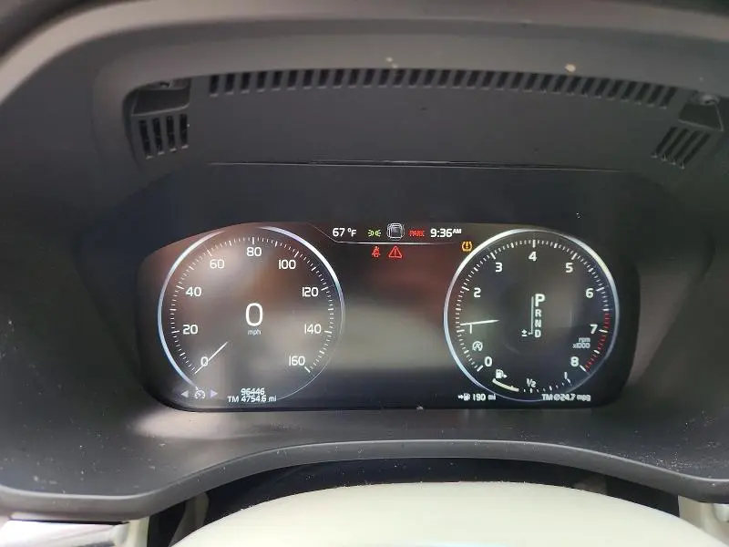 2018 VOLVO XC60 T5 INSCRIPTION  