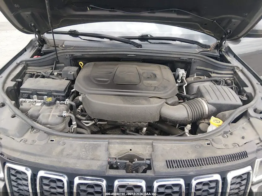 2019 JEEP GRAND CHEROKEE LAREDO E 4X4