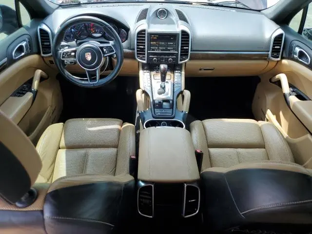 2016 PORSCHE CAYENNE   