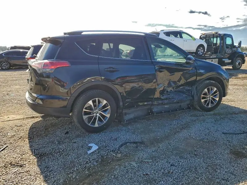 2018 TOYOTA RAV4 HV LE  