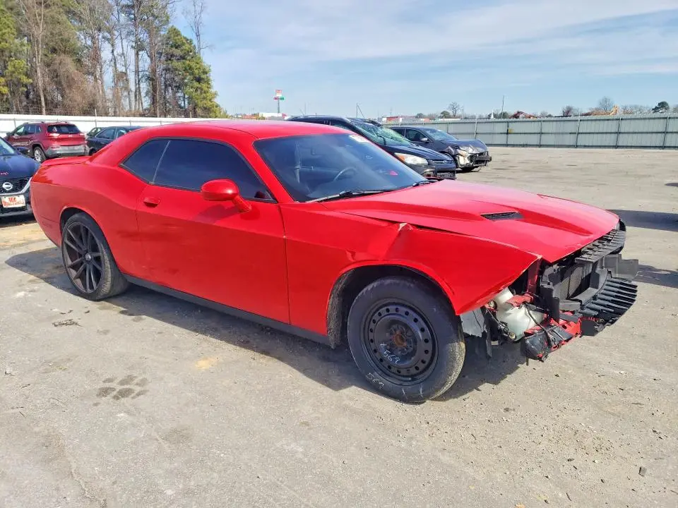2018 DODGE CHALLENGER SXT  