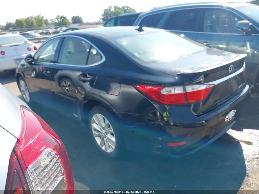 2013 LEXUS ES 300H  