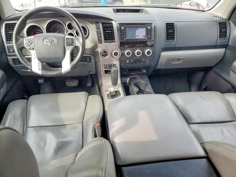 2014 TOYOTA SEQUOIA SR5  