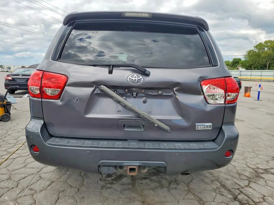 2013 TOYOTA SEQUOIA PLATINUM  