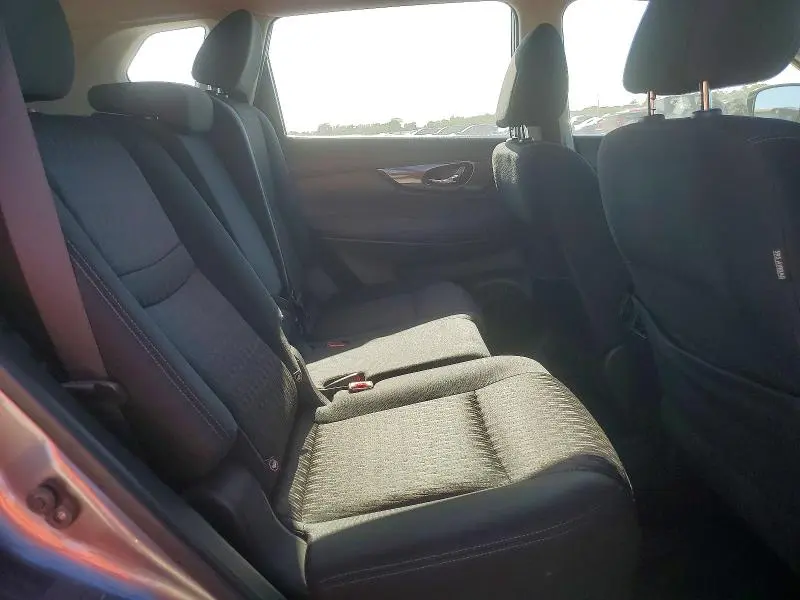 2017 NISSAN ROGUE S  
